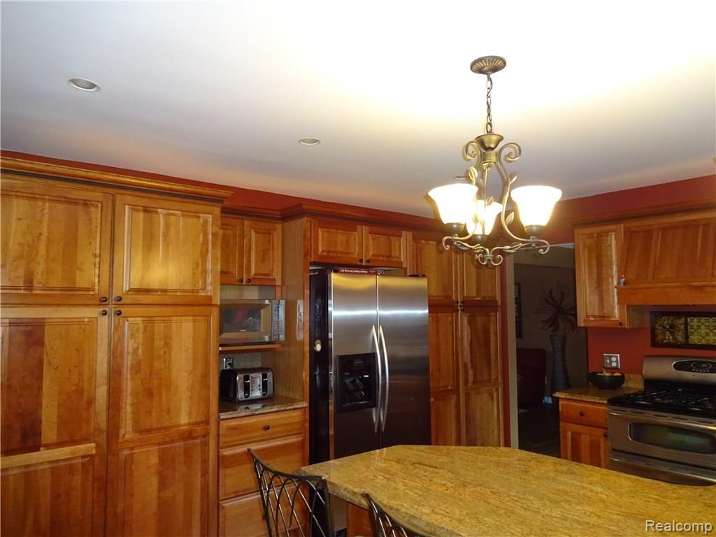 1111 Clopton Bridge Drive Rochester Hills, MI 48306 - Photo 46 of 59
