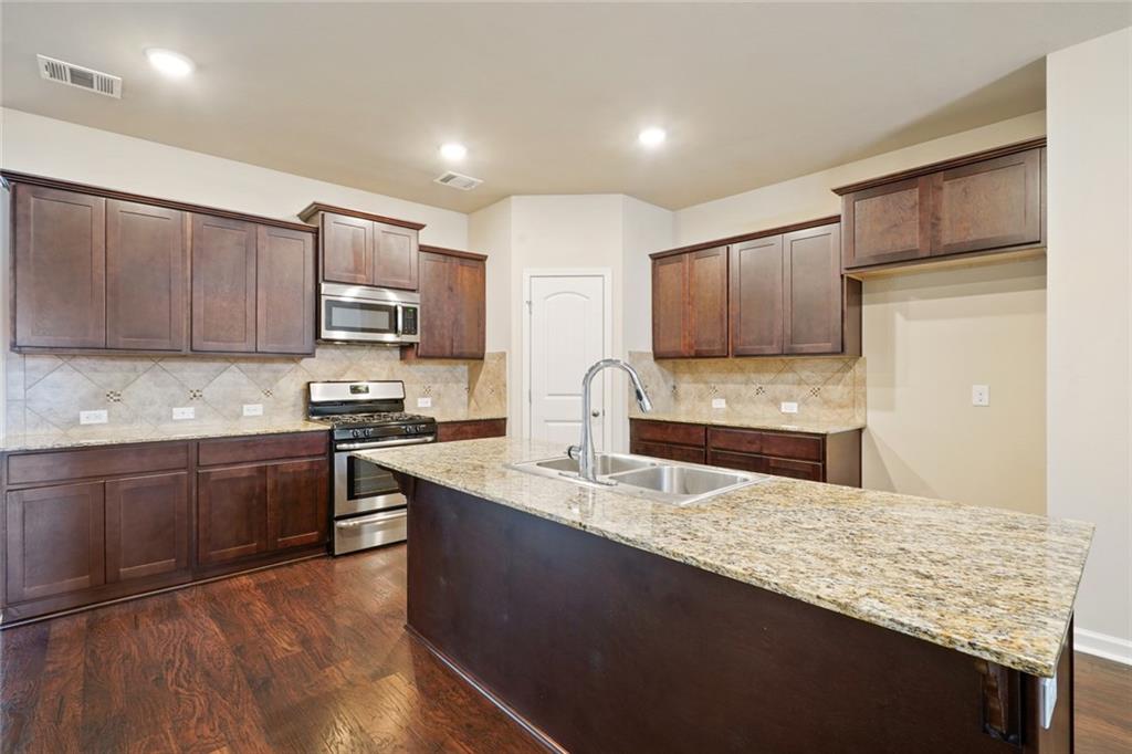 75200 Crestview Hls Loop Covington, LA 70435 - Photo 5 of 15 Gallery Image 5