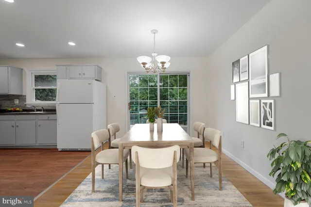 $639,999 | 6121 Squire Lane, Alexandria, VA 22310