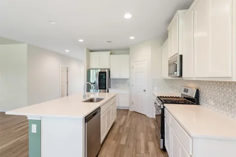 $417,500 | 12008 Saddle Rock Drive, Austin, TX 78725