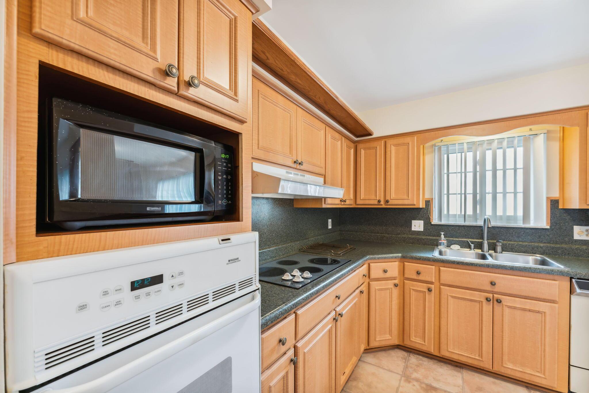 4319 Wanda Lane Road Columbus, OH 43224 - Photo 15 of 51 24-web-or-mls-4319-wanda-lane-rd