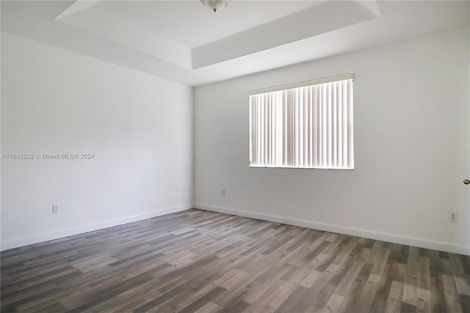 14976 Southwest 9th Lane Miami, FL 33194 - Photo 14 of 46