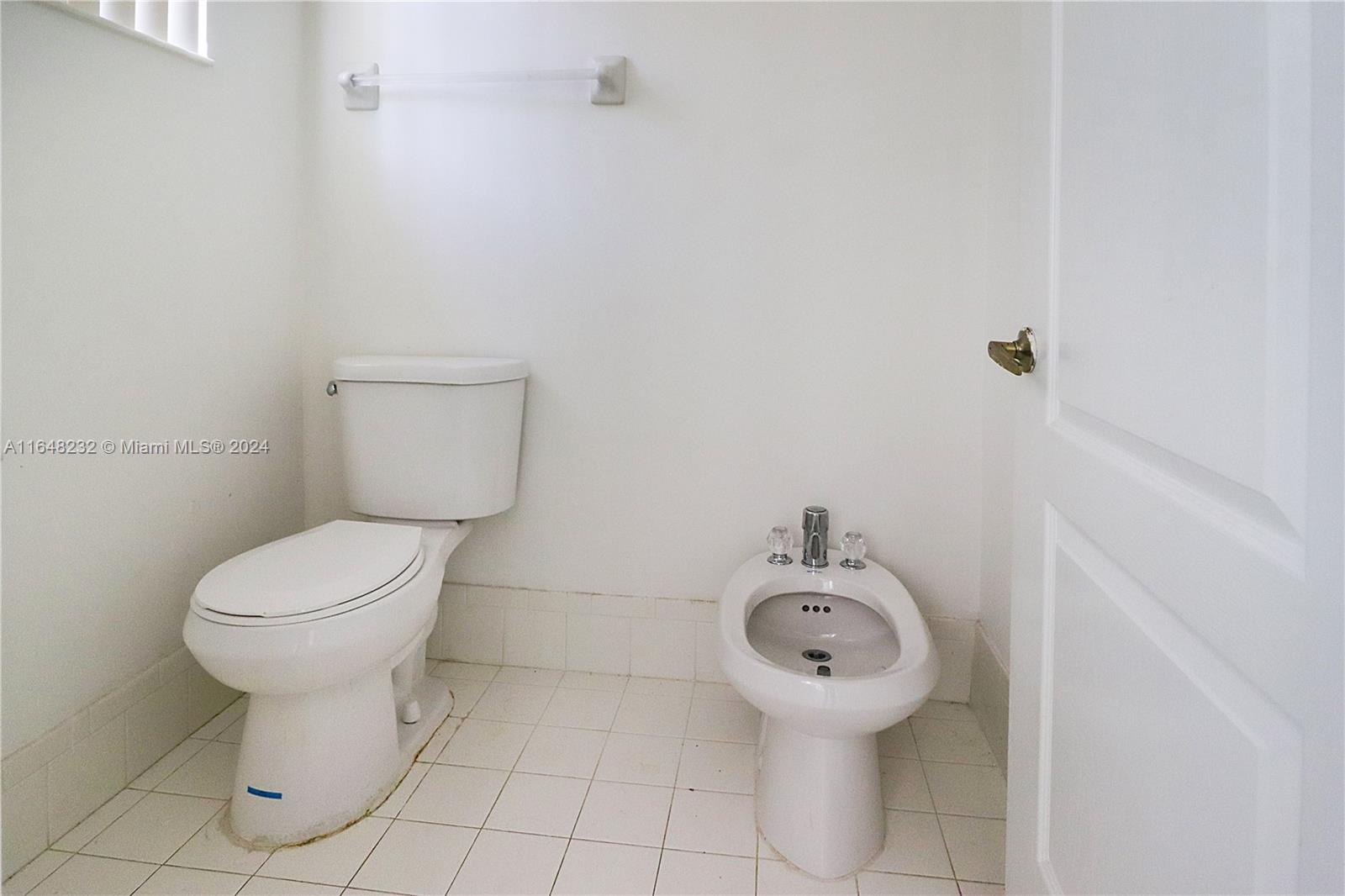14976 Southwest 9th Lane Miami, FL 33194 - Photo 19 of 46
