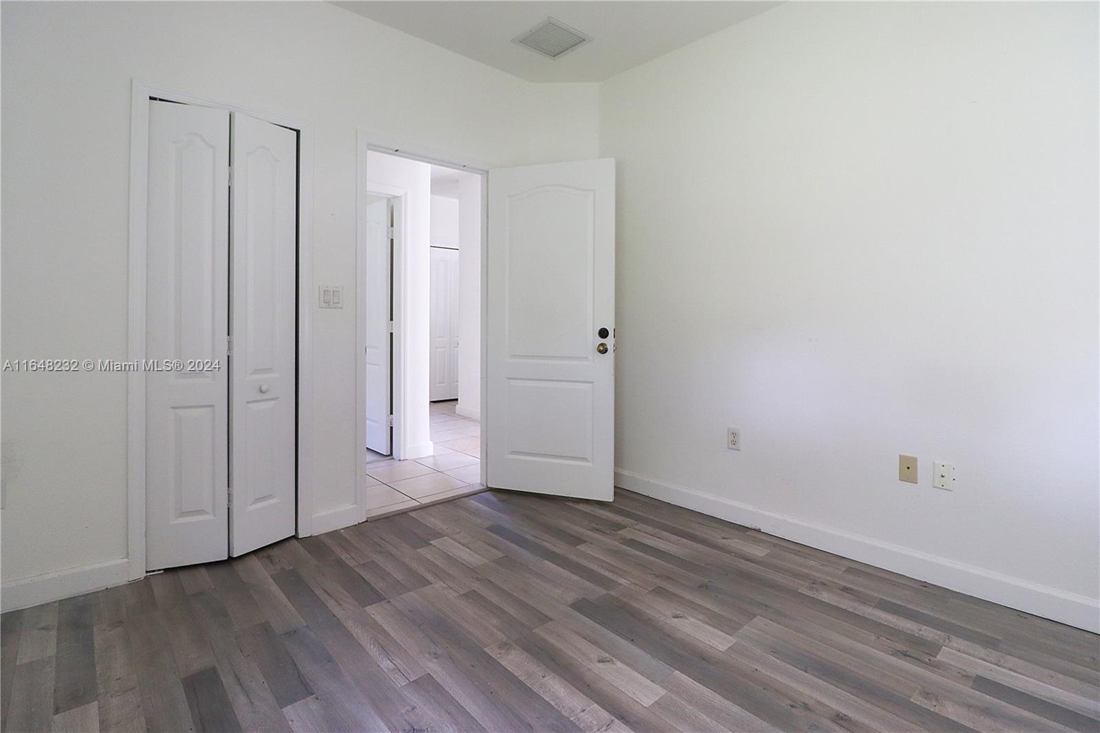 14976 Southwest 9th Lane Miami, FL 33194 - Photo 22 of 46