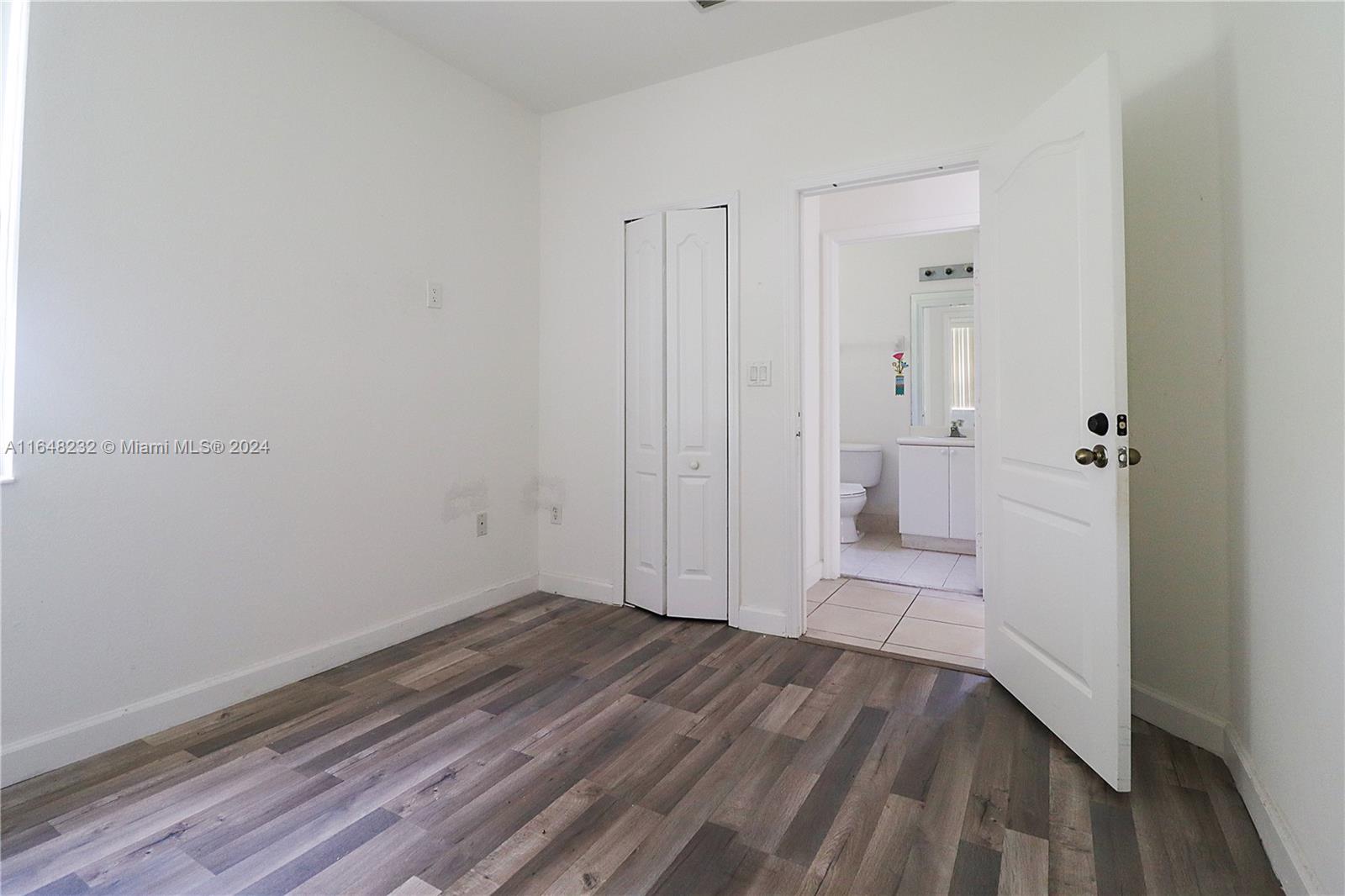 14976 Southwest 9th Lane Miami, FL 33194 - Photo 23 of 46