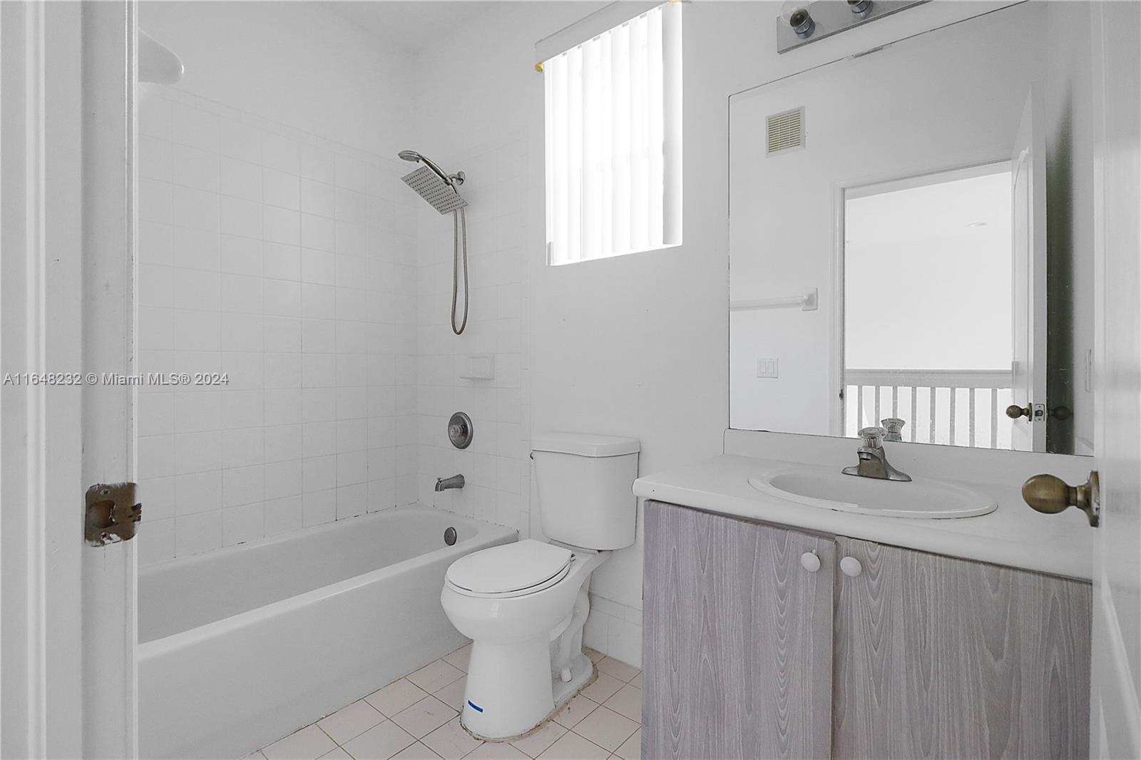 14976 Southwest 9th Lane Miami, FL 33194 - Photo 28 of 46