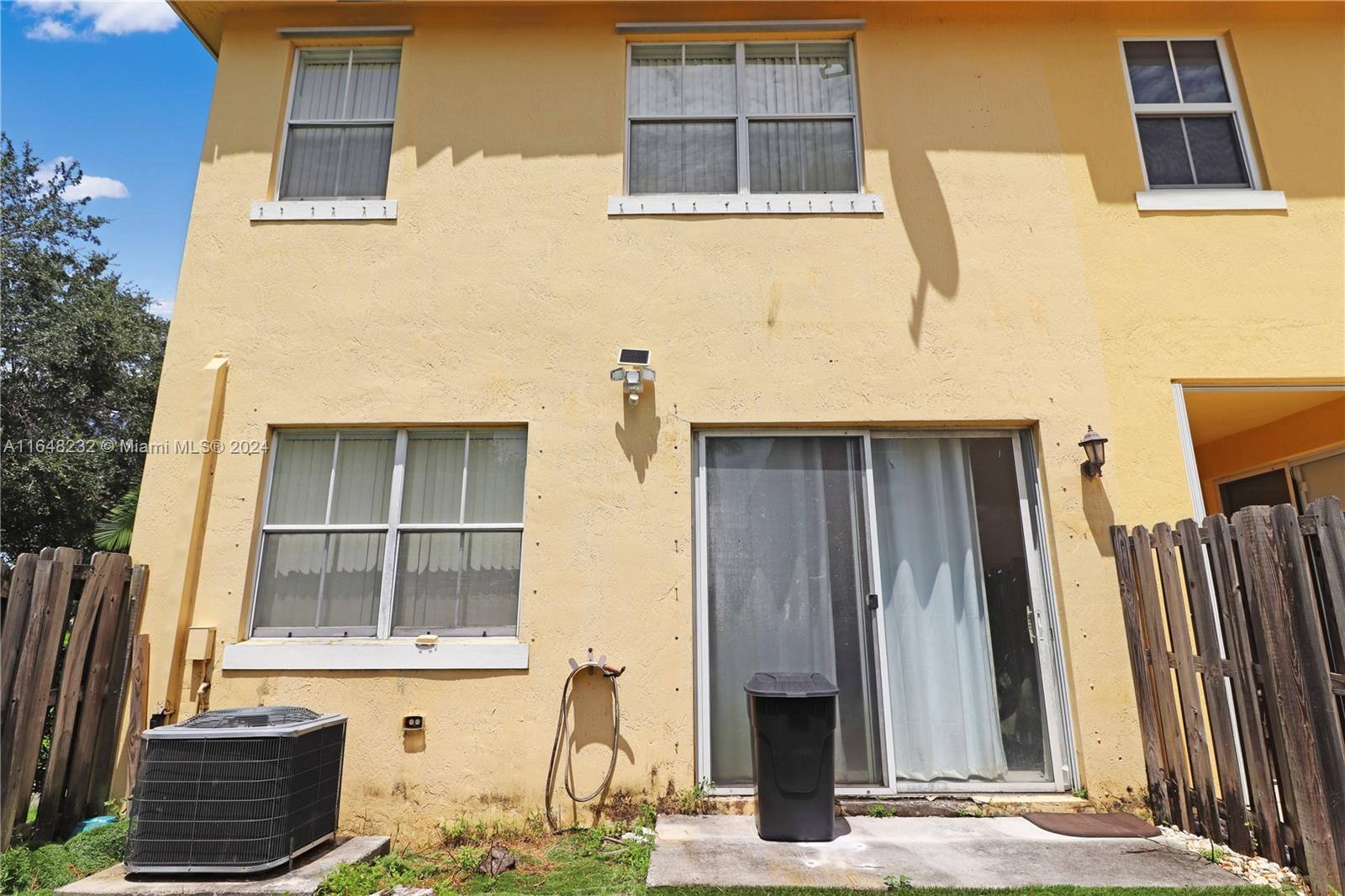 14976 Southwest 9th Lane Miami, FL 33194 - Photo 32 of 46
