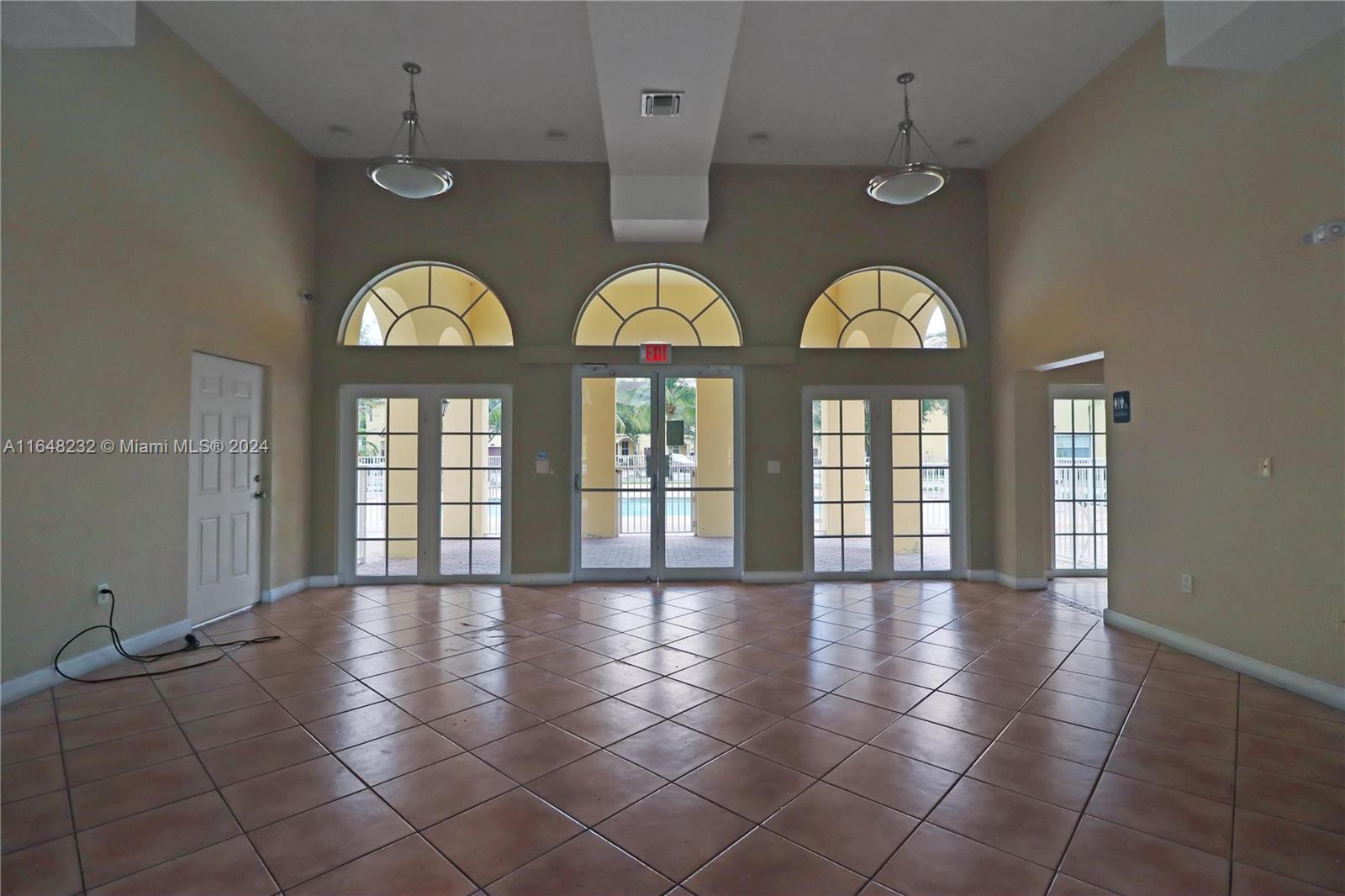 14976 Southwest 9th Lane Miami, FL 33194 - Photo 40 of 46