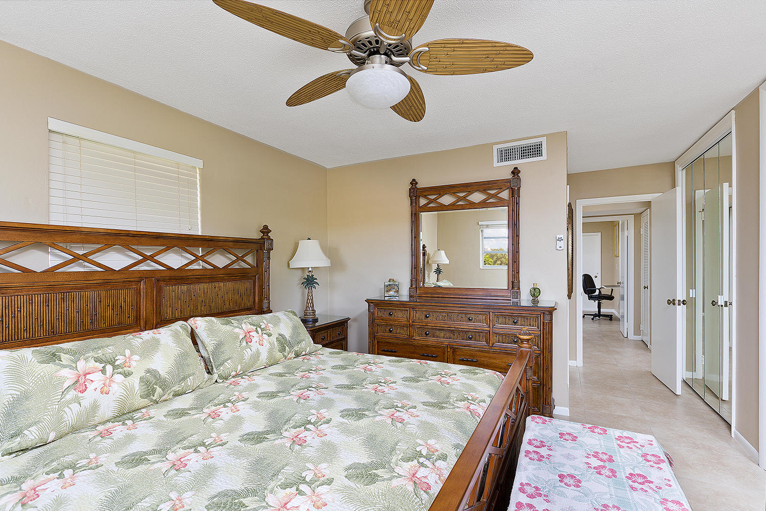 20 Southeast 13th Street, Unit C1 Boca Raton, FL 33432 - Photo 8 of 19 Master Bedroom