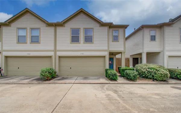 $339,900 | 1718 Redwing Ridge Drive, Houston, TX 77009