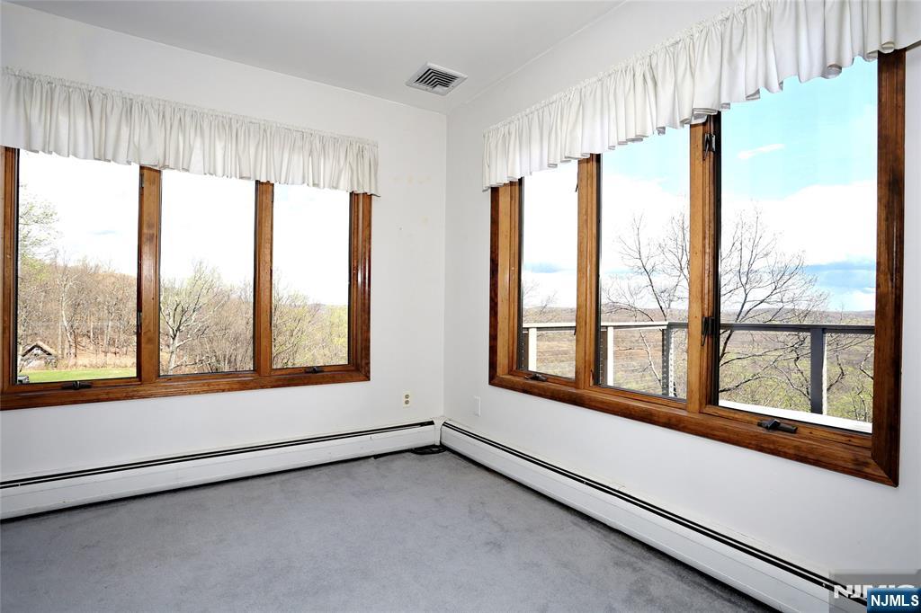 6 Copperas Ridge Road Newfoundland, NJ 07435 - Photo 17 of 50