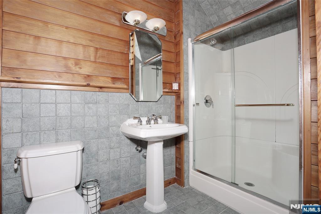 6 Copperas Ridge Road Newfoundland, NJ 07435 - Photo 24 of 50