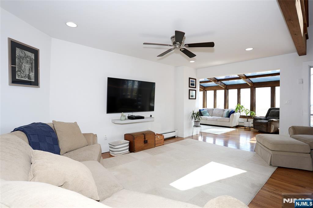 6 Copperas Ridge Road Newfoundland, NJ 07435 - Photo 8 of 50