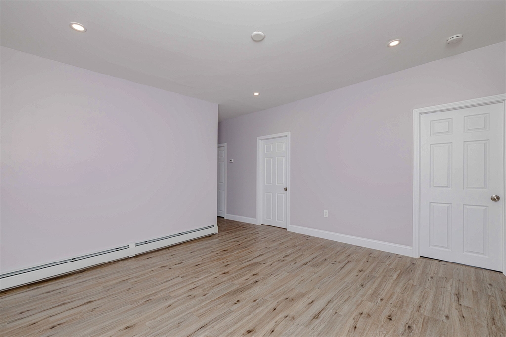 154 Mott Street Fall River, MA 02721 - Photo 8 of 42