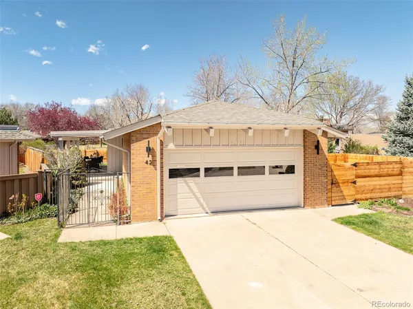 a view of a house with a outdoor space
