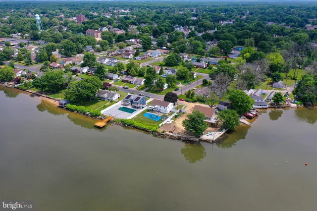 $450,000 | 49 Delaware Drive, Penns Grove, NJ 08069