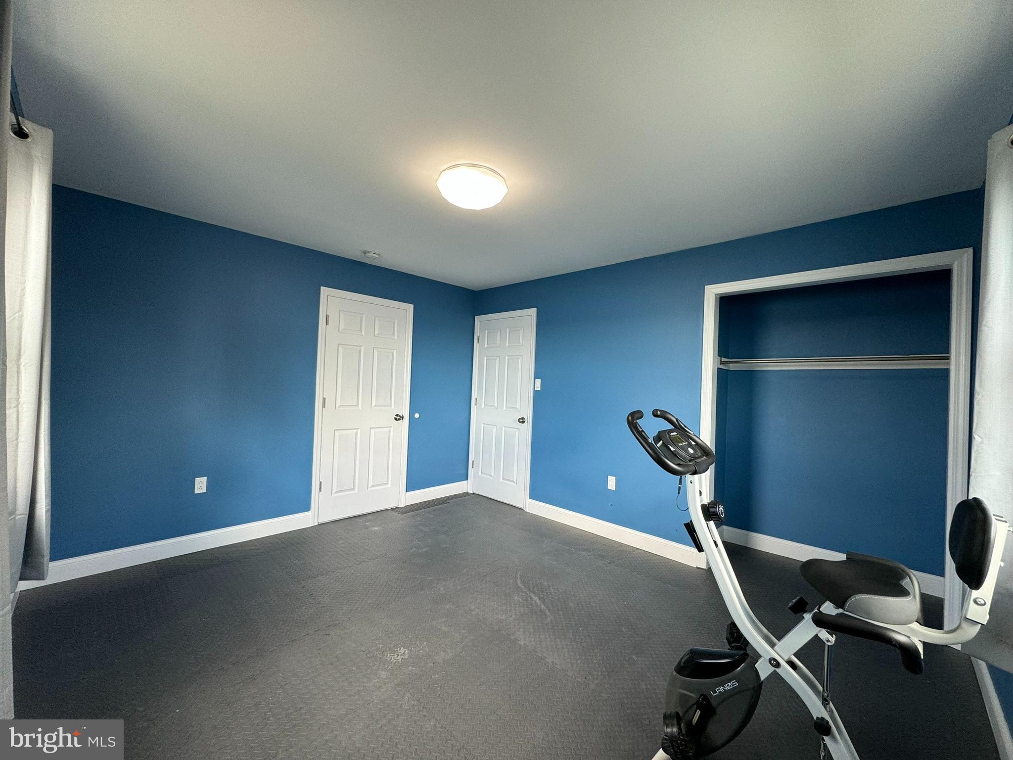 49 Delaware Drive Penns Grove, NJ 08069 - Photo 9 of 26 a room with gym equipment