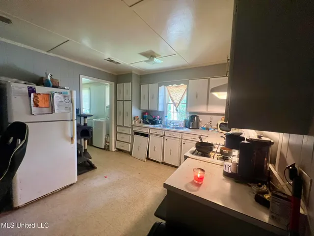 $76,500 | 624 South Leflore Avenue, Cleveland, MS 38732