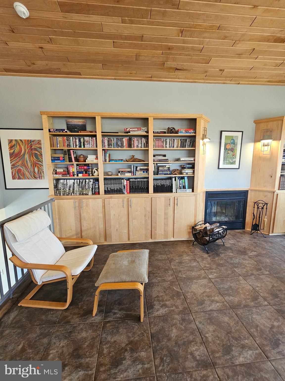 355 Lonesome Pine Road Oakland, MD 21550 - Photo 11 of 70 built ins