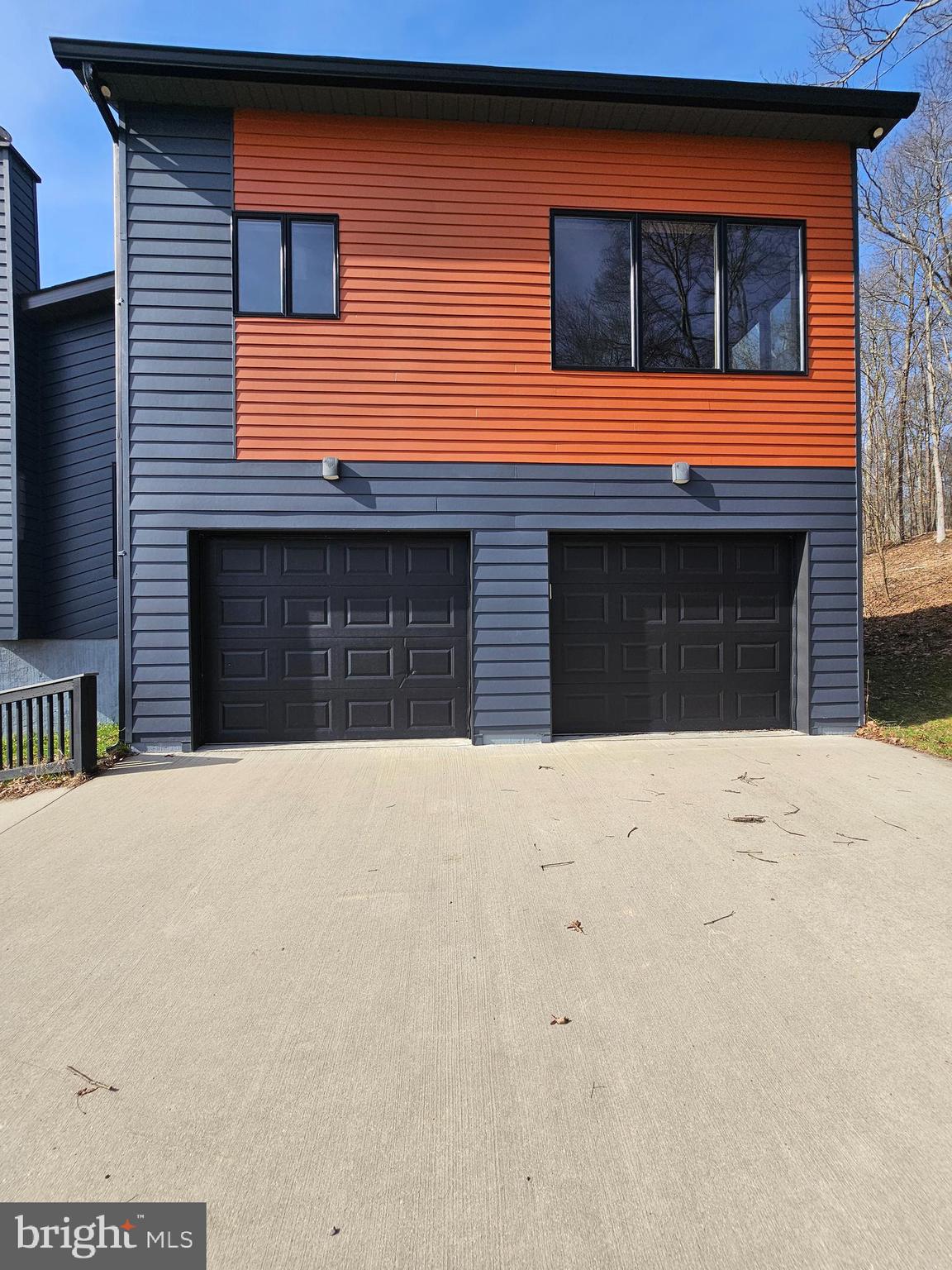 355 Lonesome Pine Road Oakland, MD 21550 - Photo 5 of 70 2 car attached garage