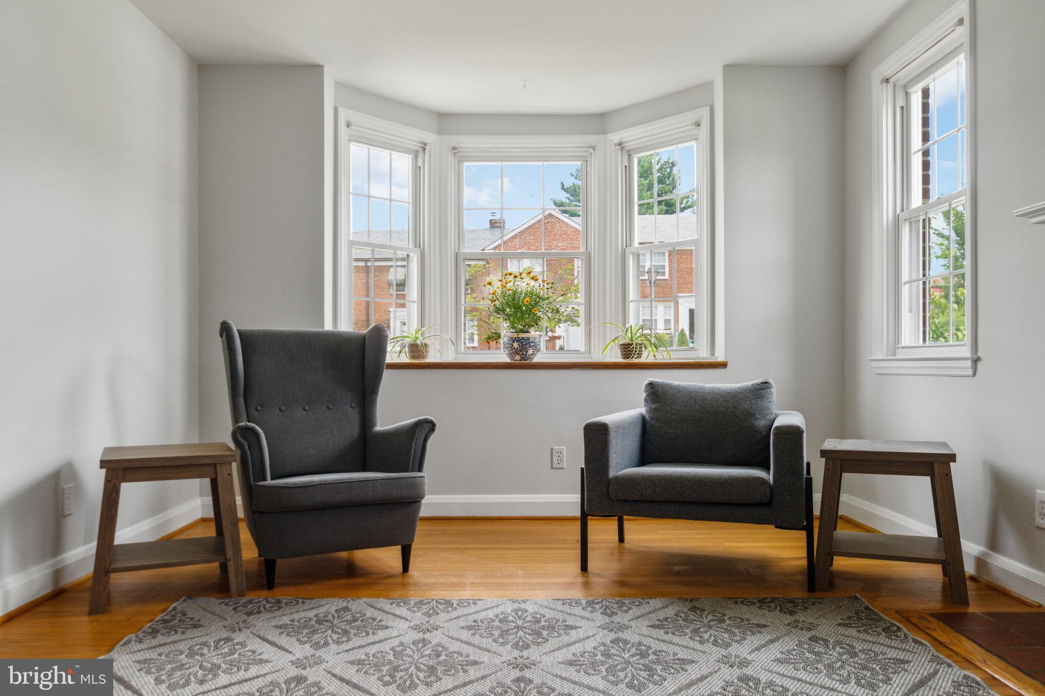 343 Stratford Road Baltimore, MD 21228 - Photo 8 of 41