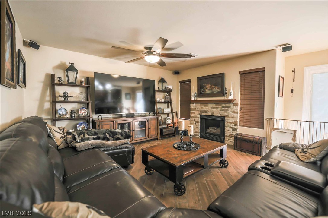 165 Lovett Road Henderson, NV 89015 - Photo 12 of 47 Gallery Image 12