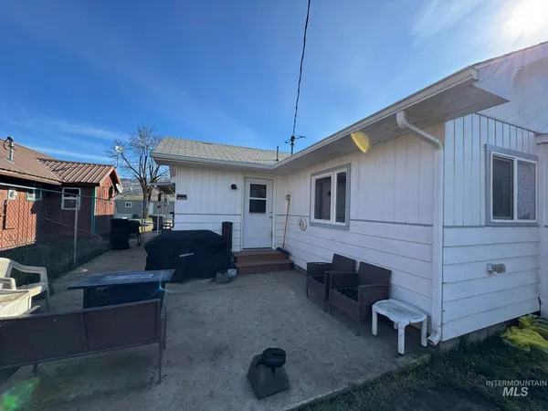 $302,000 | 1010 Idaho Street, Kamiah, ID 83536