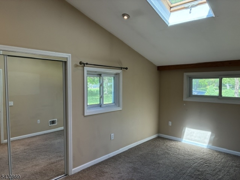 19 Crescent Road Wayne, NJ 07470 - Photo 8 of 26