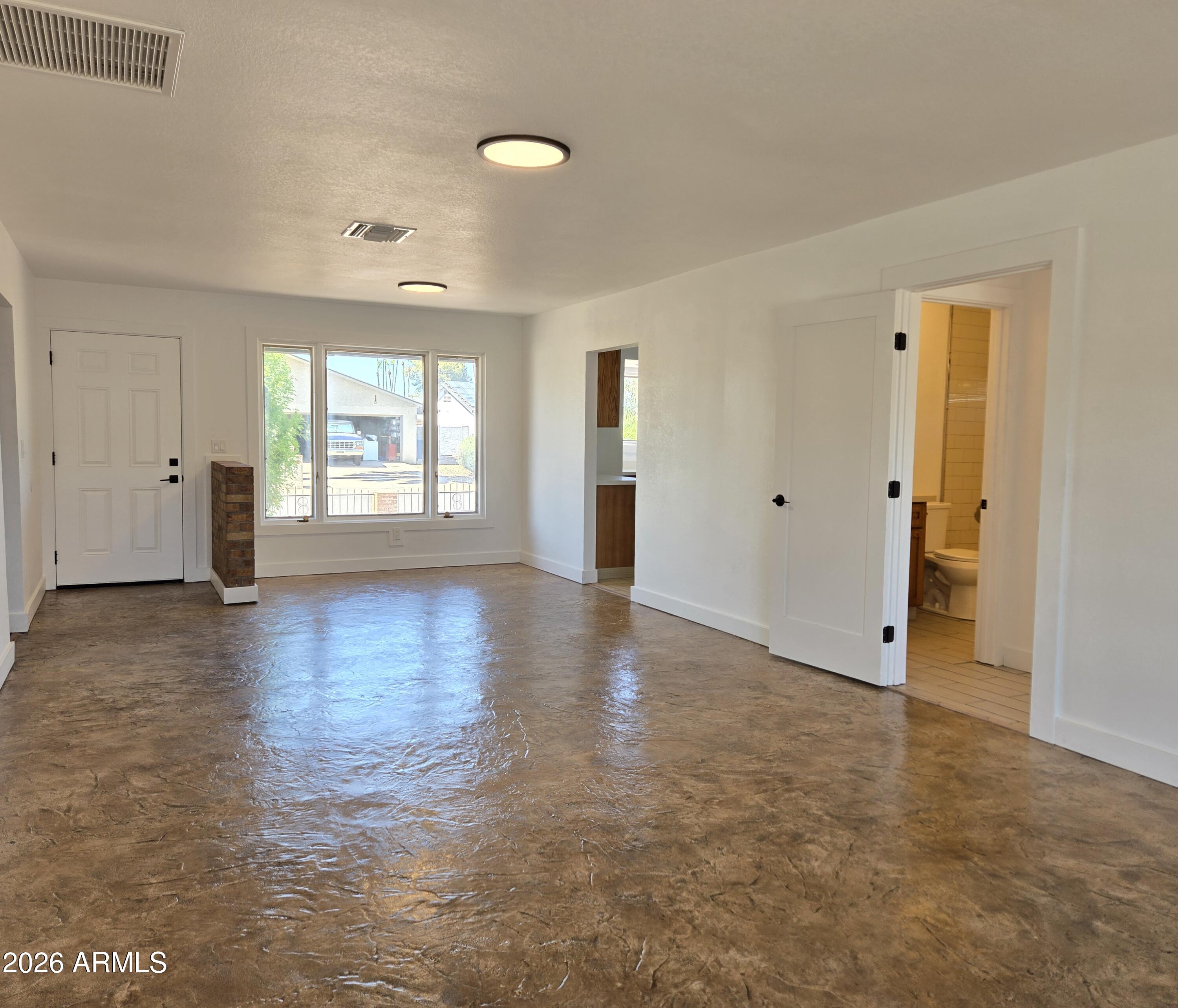 1731 East Redfield Road Tempe, AZ 85283 - Photo 7 of 23 89977