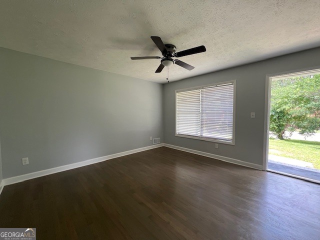 6935 Fielder Road Rex, GA 30273 - Photo 6 of 25