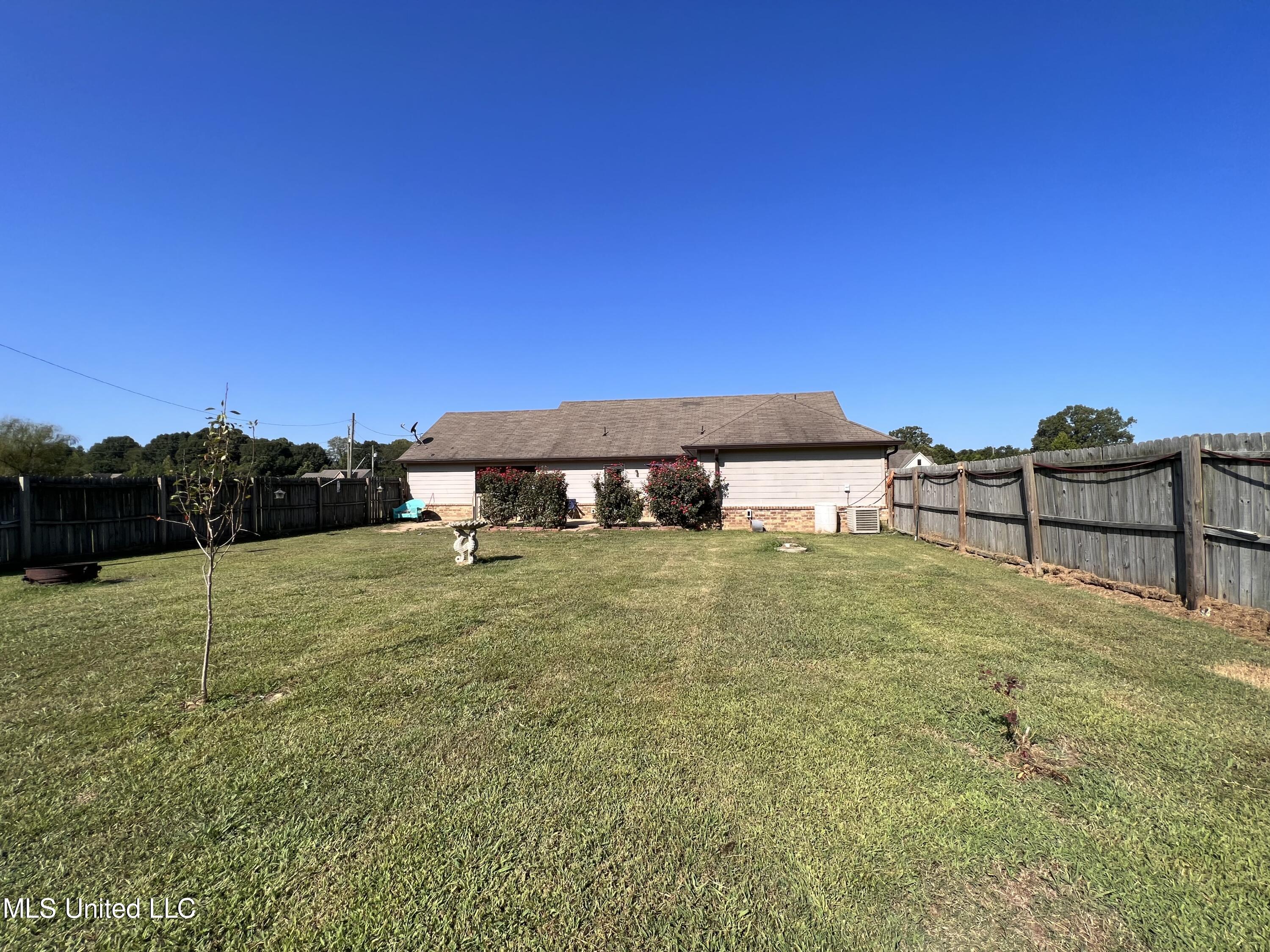 107 Emily Lynn Road Sarah, MS 38665 - Photo 22 of 43 IMG_4976
