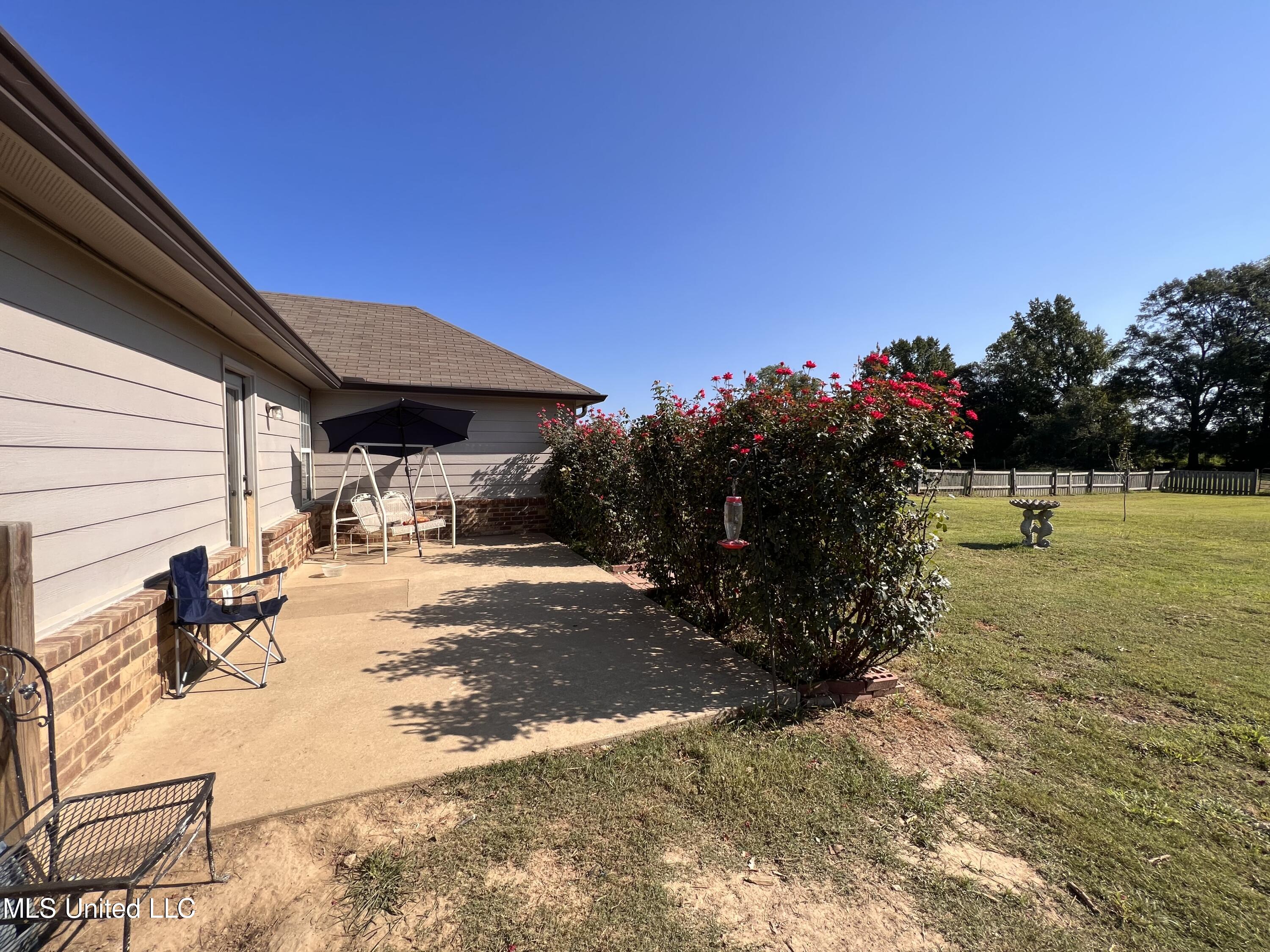 107 Emily Lynn Road Sarah, MS 38665 - Photo 23 of 43 IMG_4978