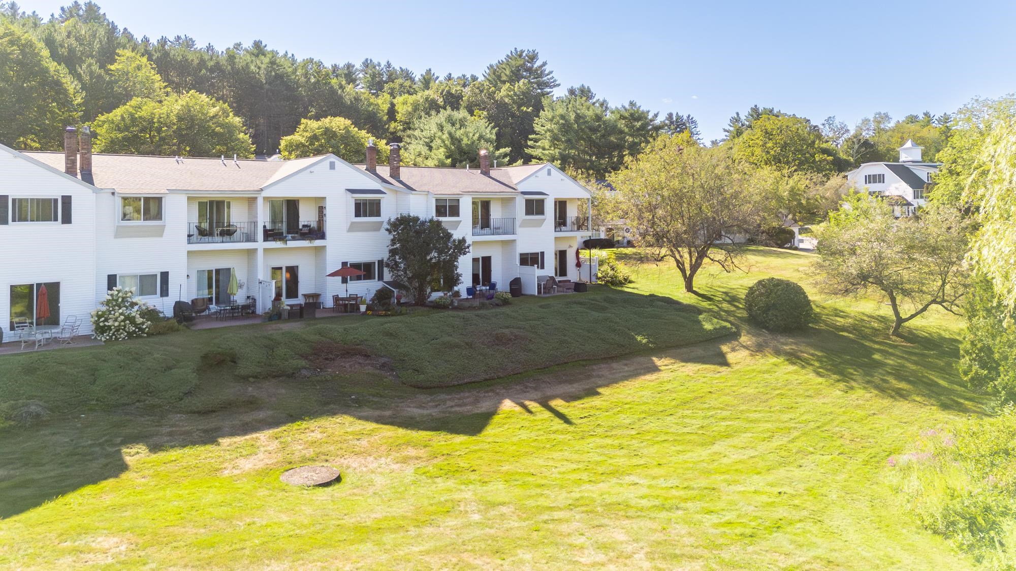 135 Amherst Street, Unit 28 Amherst, NH 03031 - Photo 3 of 44