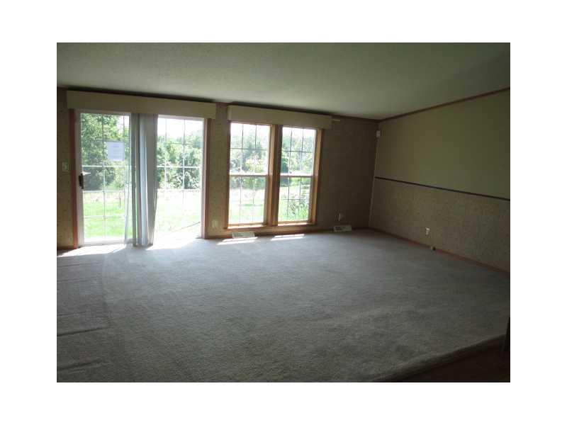 1114 West Porter Ridge Road Spencer, IN 47460 - Photo 2 of 2