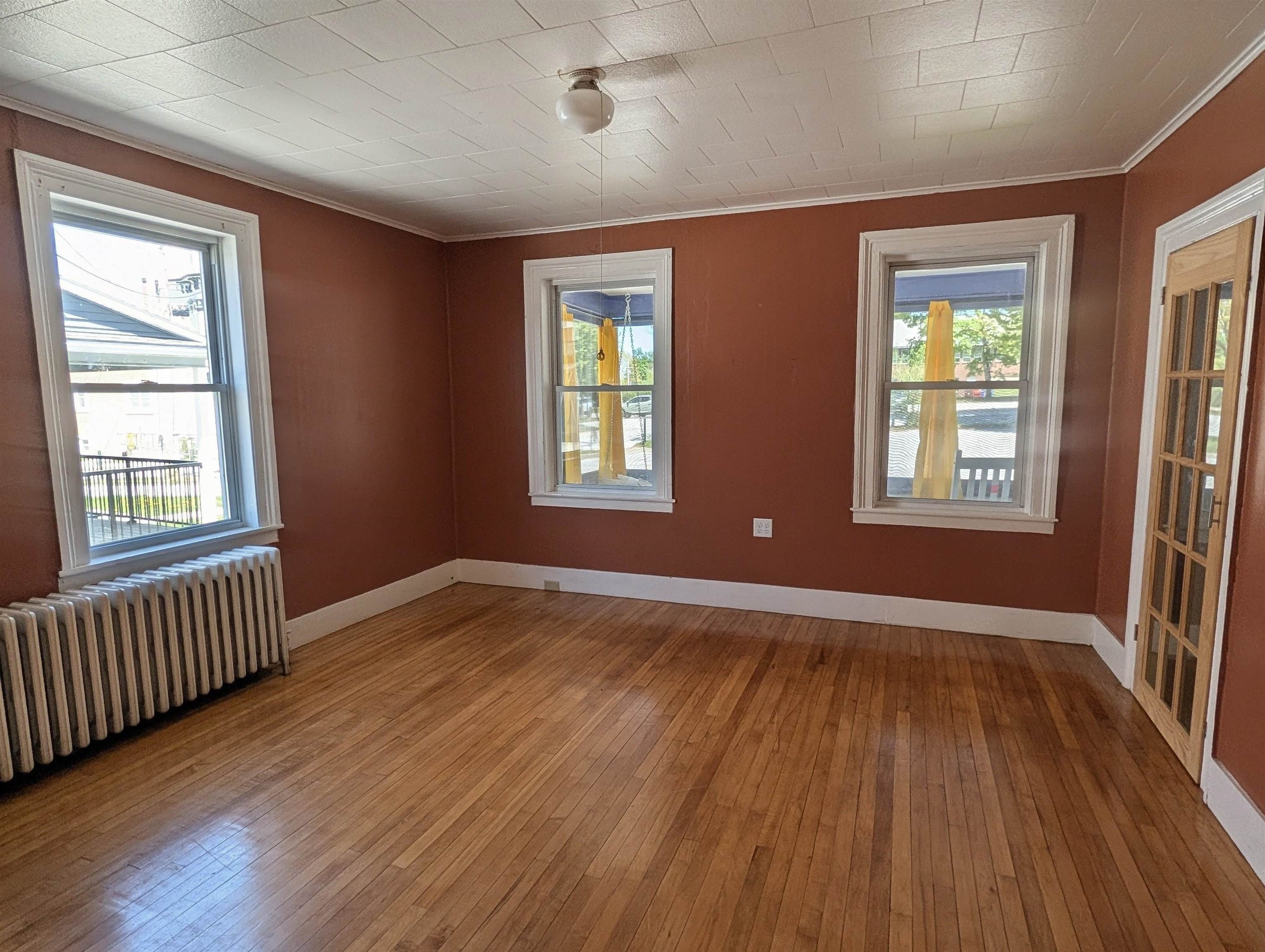 20 Ferris Street St. Albans, VT 05478 - Photo 10 of 46