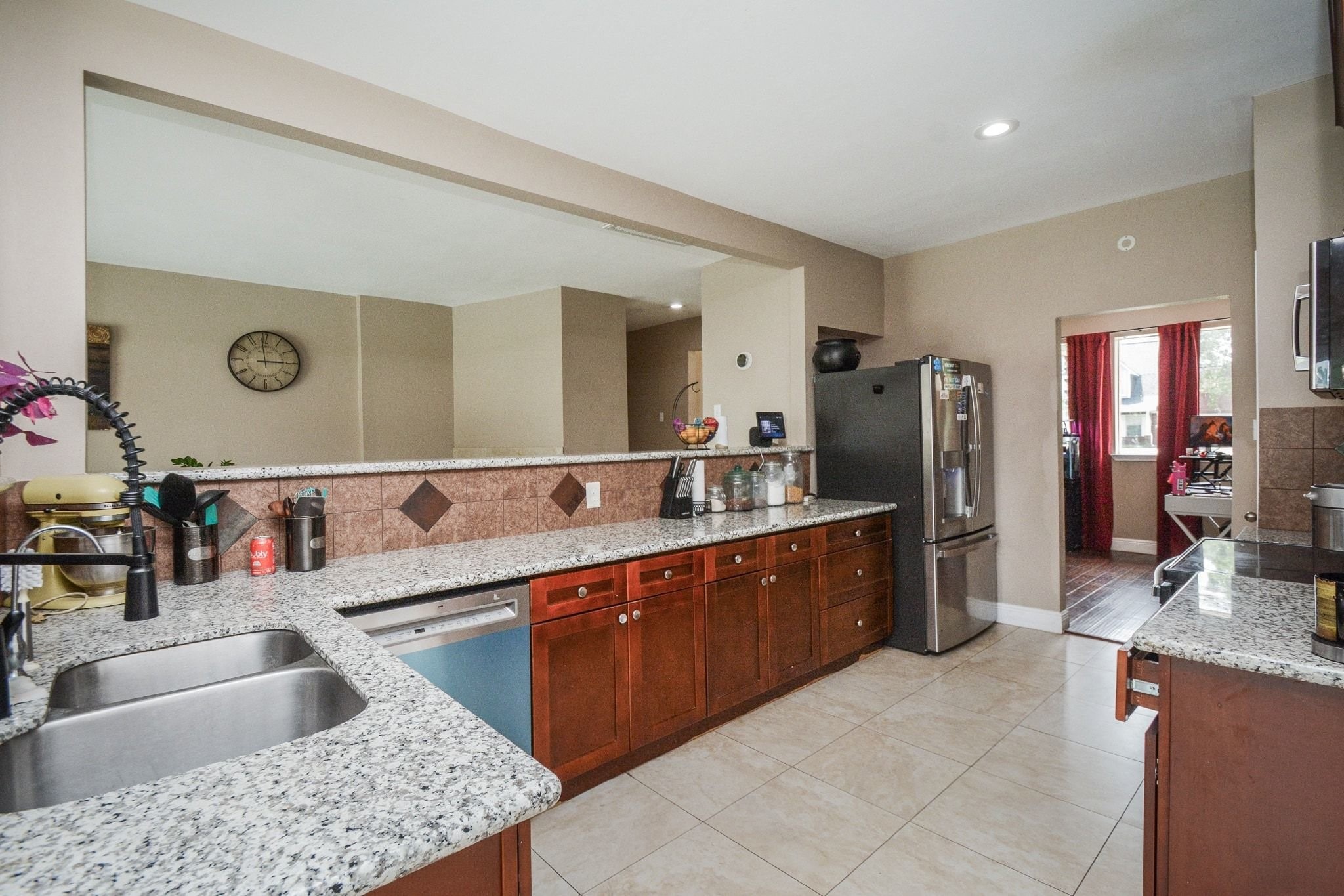 1402 Chestnut Ridge Road Kingwood, TX 77339 - Photo 17 of 32
