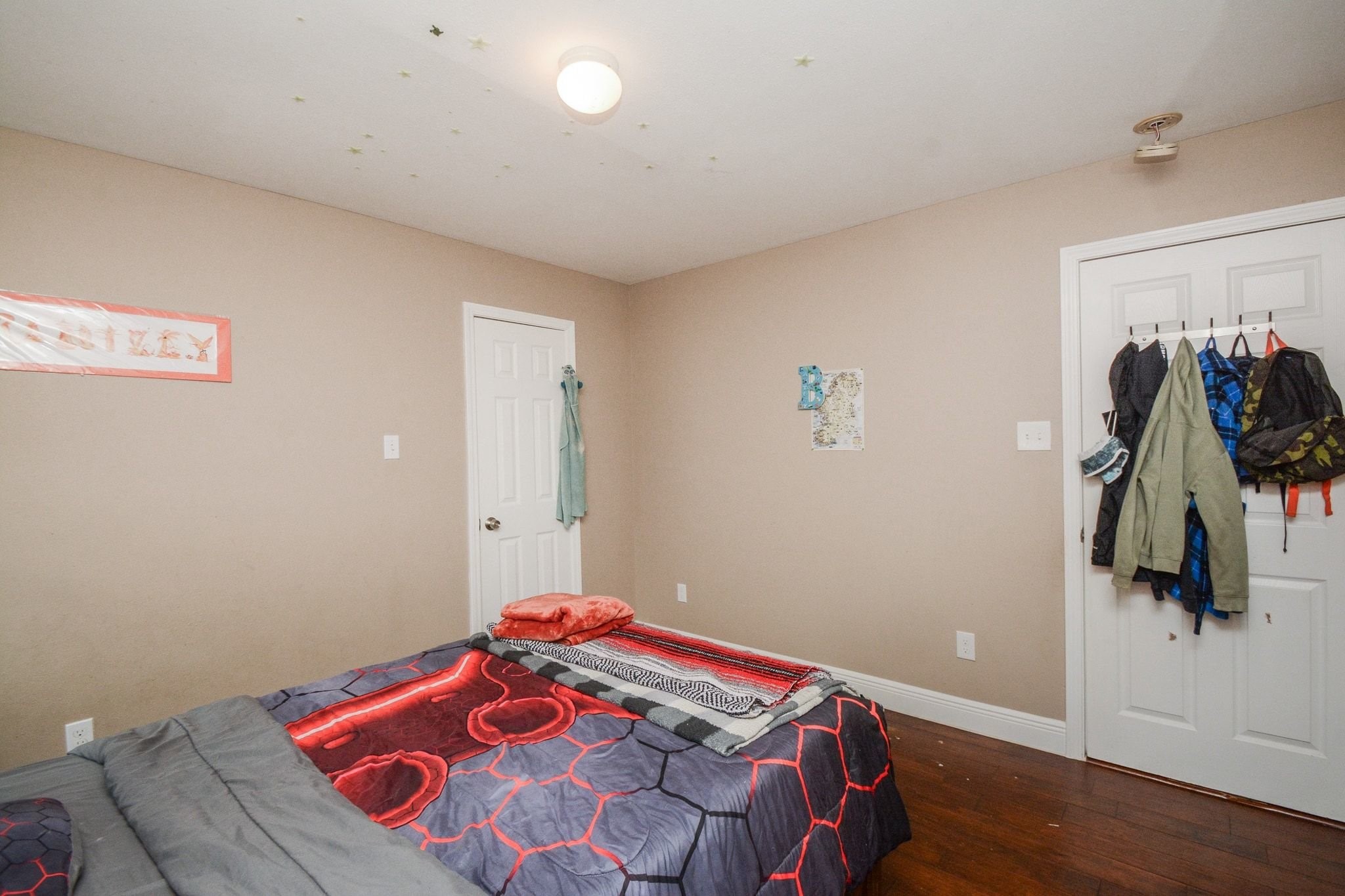 1402 Chestnut Ridge Road Kingwood, TX 77339 - Photo 6 of 32