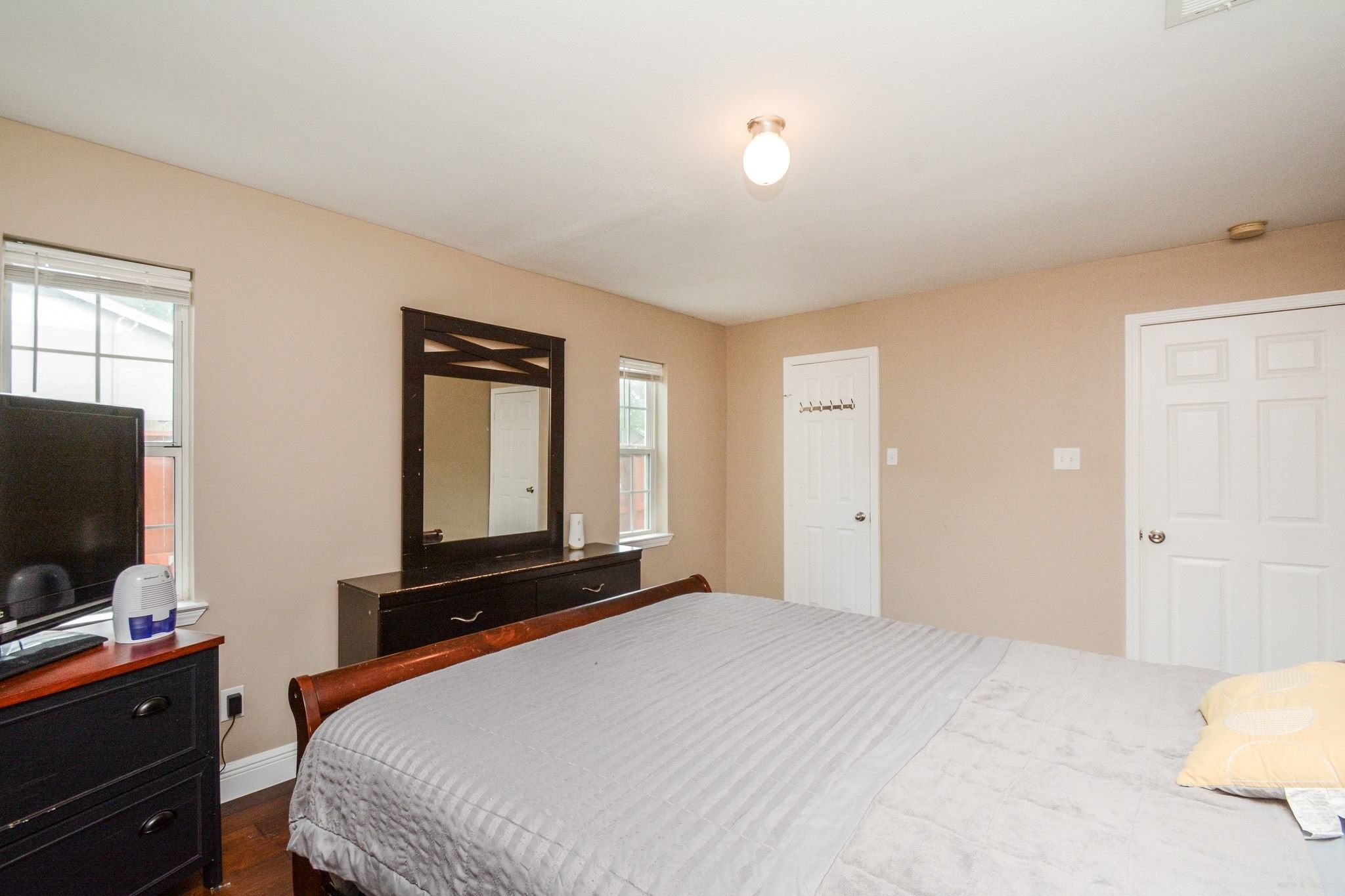 1402 Chestnut Ridge Road Kingwood, TX 77339 - Photo 8 of 32