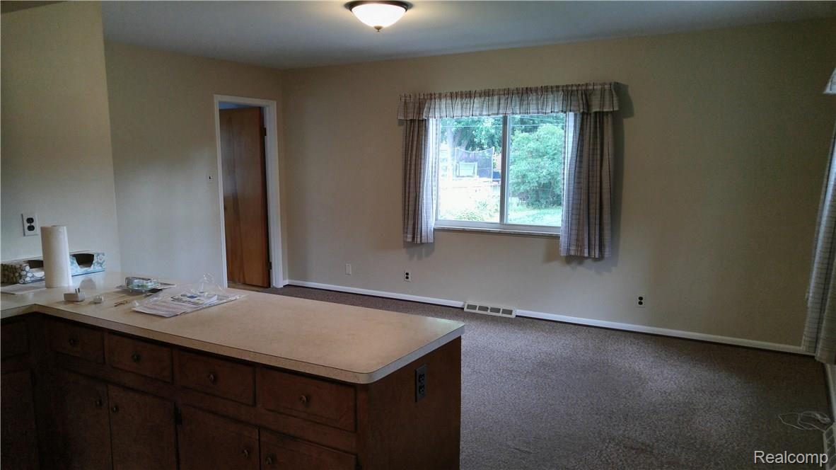 9667 Ruth Avenue Allen Park, MI 48101 - Photo 22 of 22 0616171057.jpg