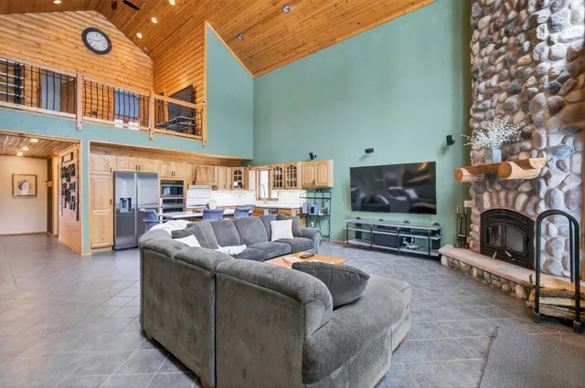 $575,000 | 6764 Lee Harbor Lane, Oshkosh, WI 54902