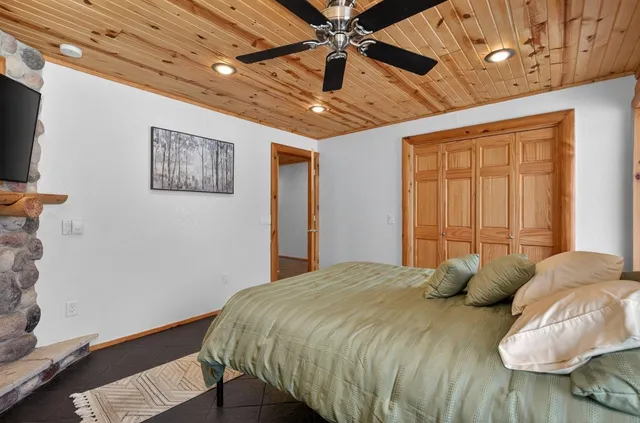 $575,000 | 6764 Lee Harbor Lane, Oshkosh, WI 54902