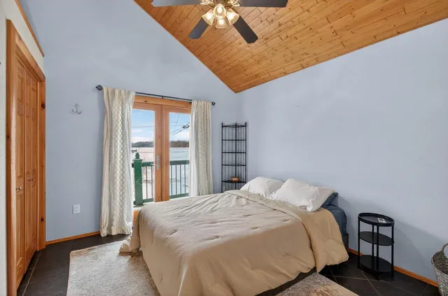 $575,000 | 6764 Lee Harbor Lane, Oshkosh, WI 54902