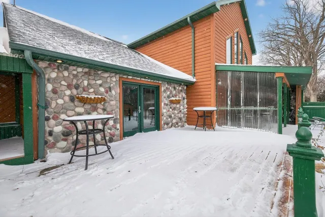 $575,000 | 6764 Lee Harbor Lane, Oshkosh, WI 54902