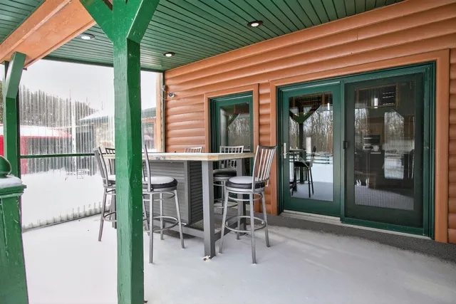 $575,000 | 6764 Lee Harbor Lane, Oshkosh, WI 54902