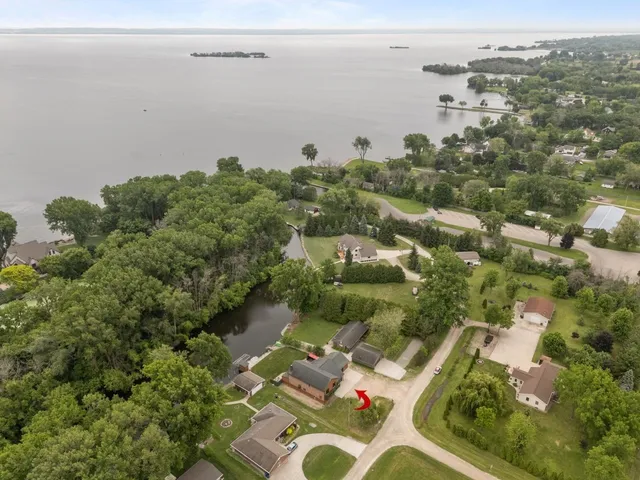 $575,000 | 6764 Lee Harbor Lane, Oshkosh, WI 54902