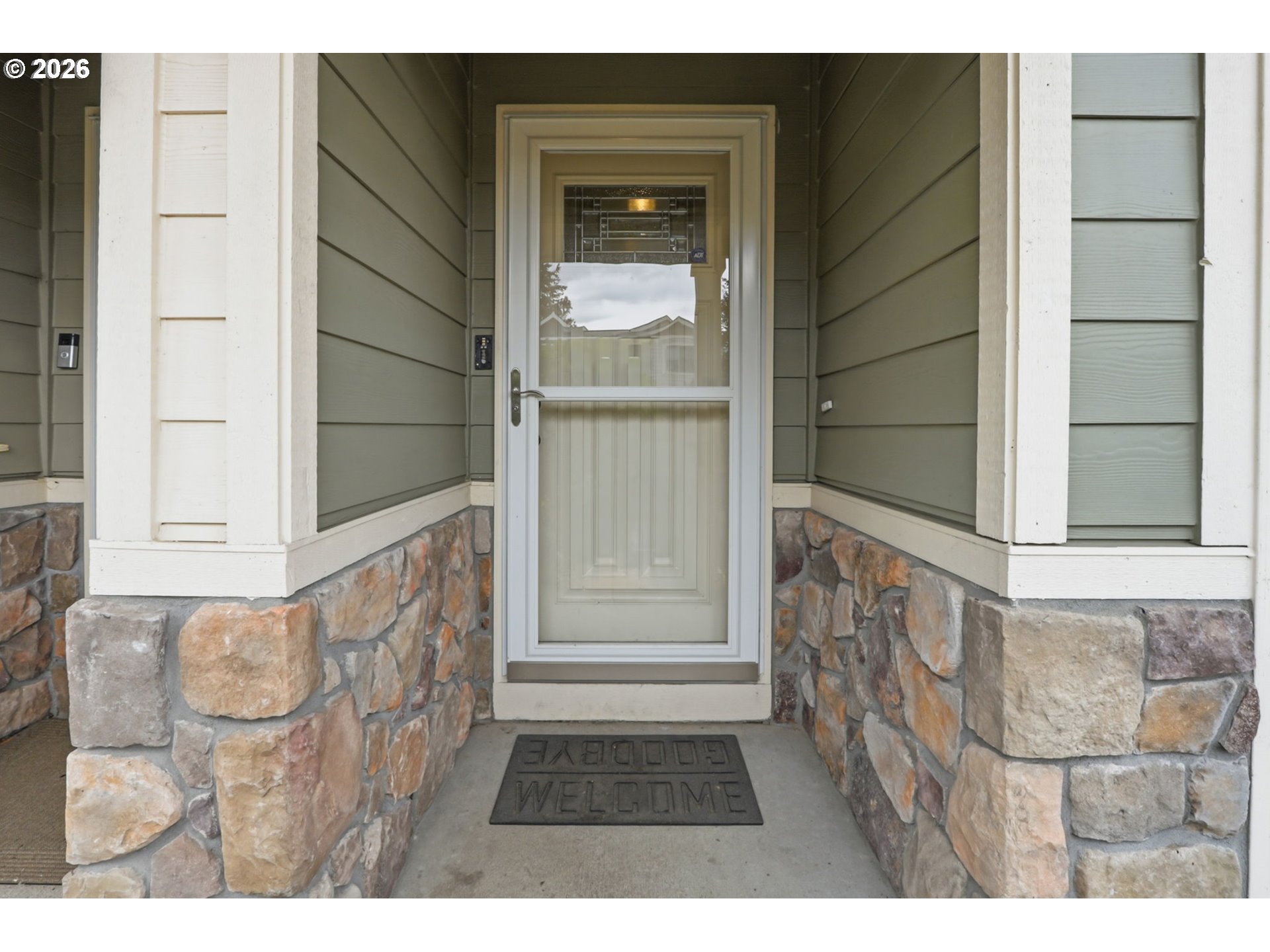 581 Southeast 204th Place Gresham, OR 97030 - Photo 2 of 32 a view of wooden door