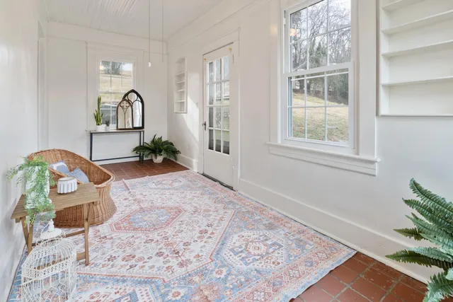 $229,000 | 10662 Lee Jackson Highway, Big Island, VA 24526