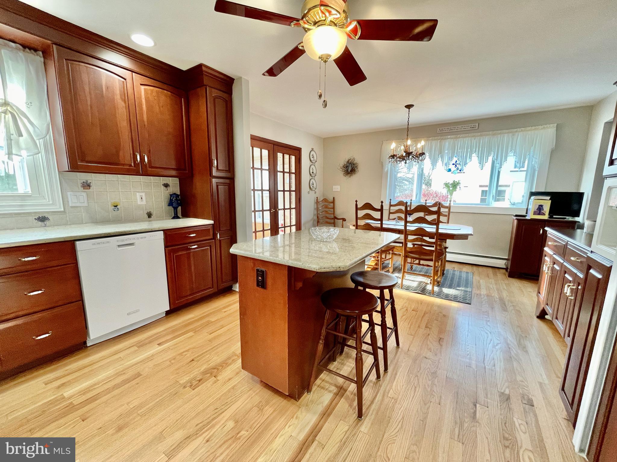 310 Harwicke Road Springfield, PA 19064 - Photo 6 of 26