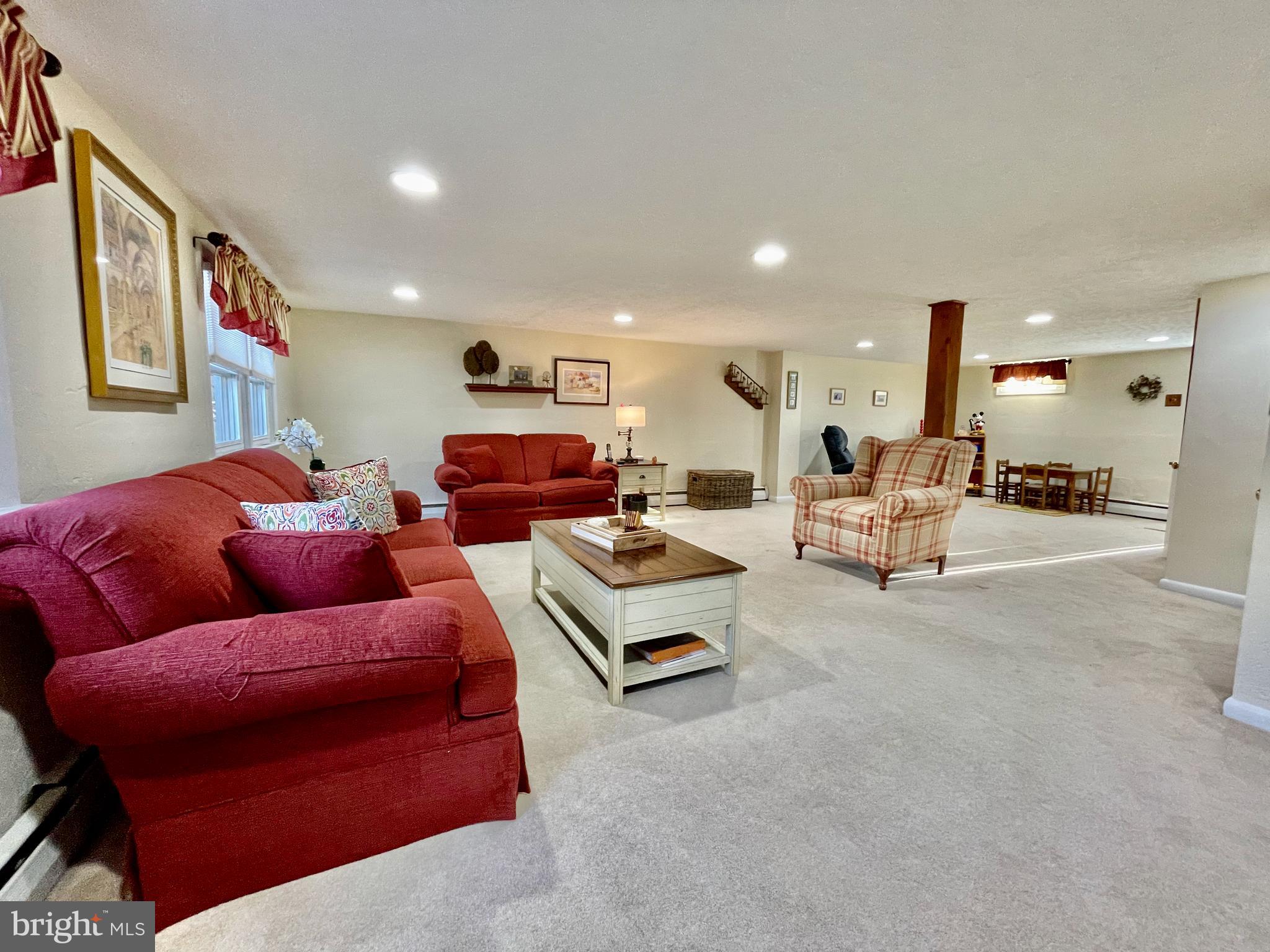 310 Harwicke Road Springfield, PA 19064 - Photo 9 of 26
