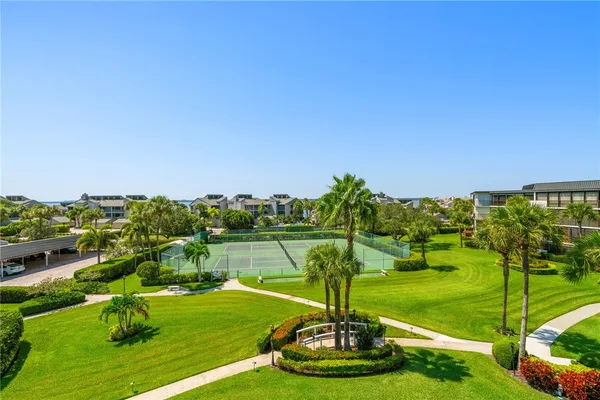 $5,900 | 1850 Bay Road, Unit 2E, Vero Beach, FL 32963